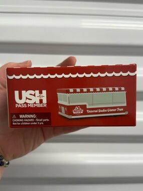 Universal Studio Hollywood Tram Figurine - Pass Exclusive - 60th Anniversary